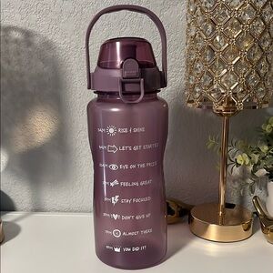 Purple Motivational Water Bottle- 2000 ml!
